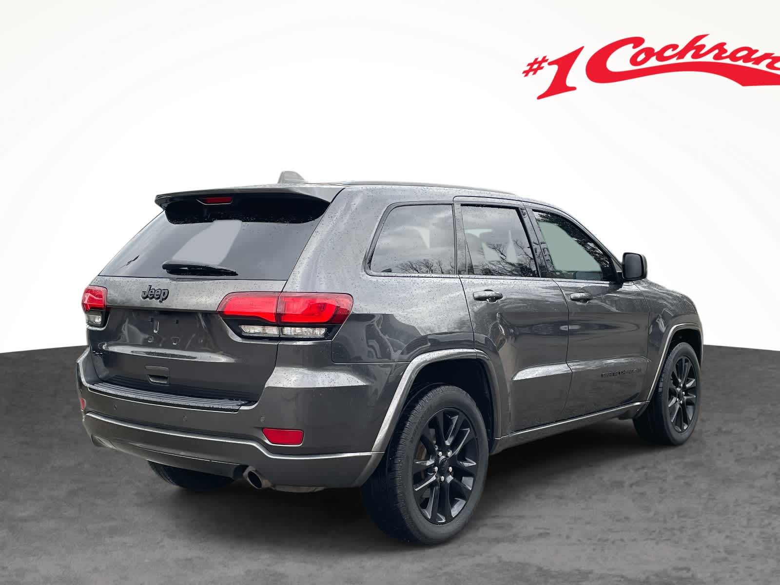 2018 Jeep Grand Cherokee Altitude photo 2