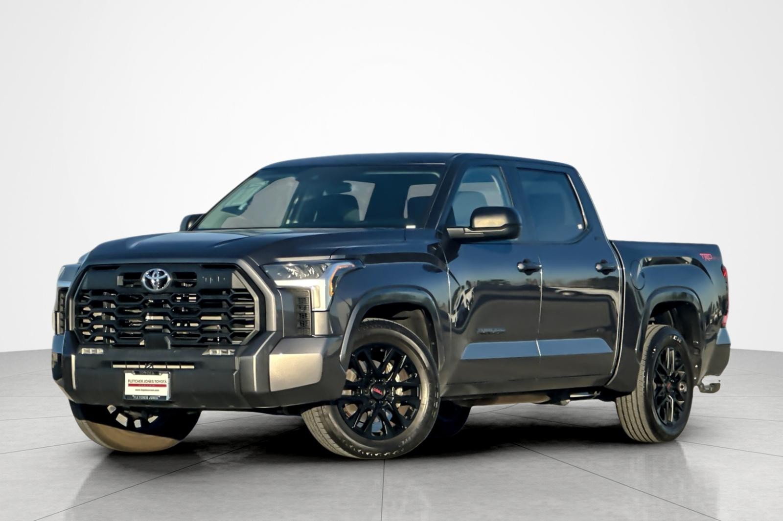 2024 Toyota Tundra SR5's photo