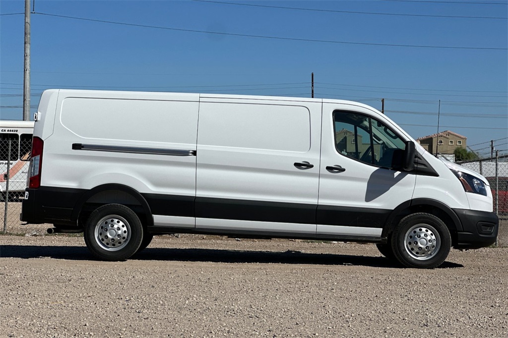 2025 Ford Transit Cargo Van photo 3