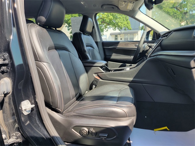 2023 Jeep Grand Cherokee Limited photo 17