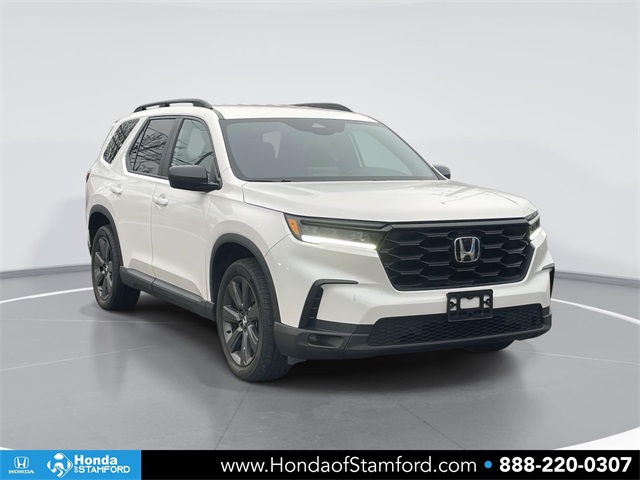 2023 Honda Pilot Sport's photo