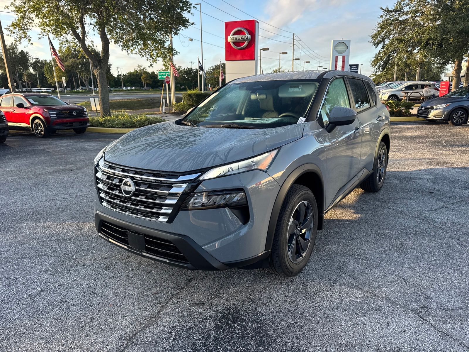 2026 Nissan Rogue SV photo 2