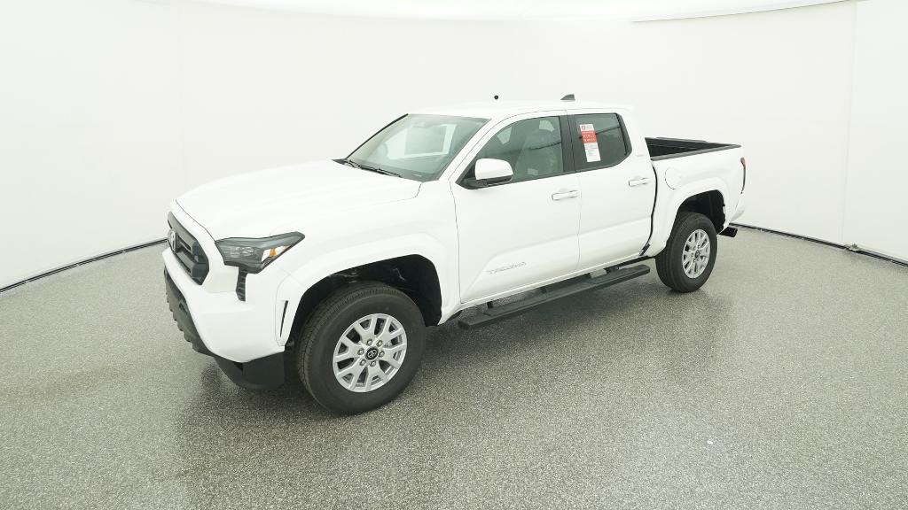 2025 Toyota Tacoma SR5's photo