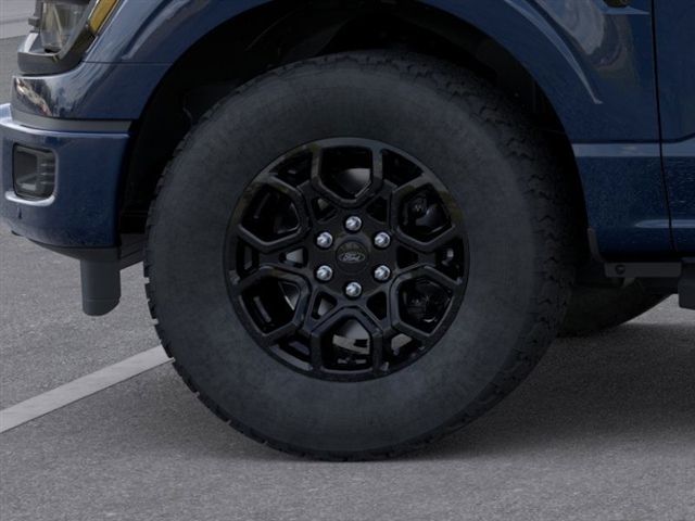 2025 Ford F-150 XLT photo 19