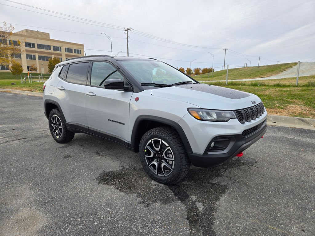 2026 Jeep Compass Trailhawk's photo