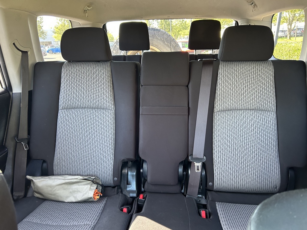2020 Toyota 4Runner SR5 photo 24