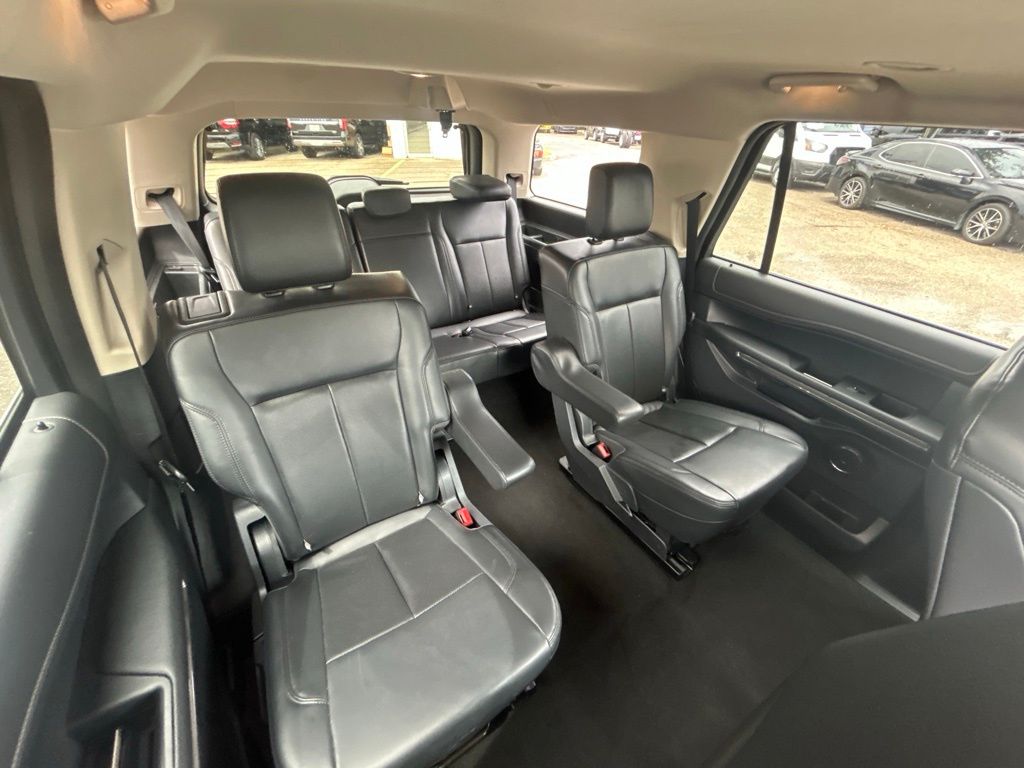 2024 Ford Expedition XLT photo 25