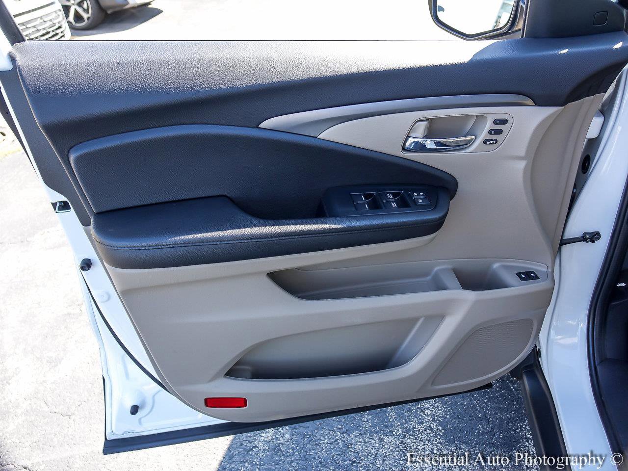 2022 HONDA PILOT - Image 19