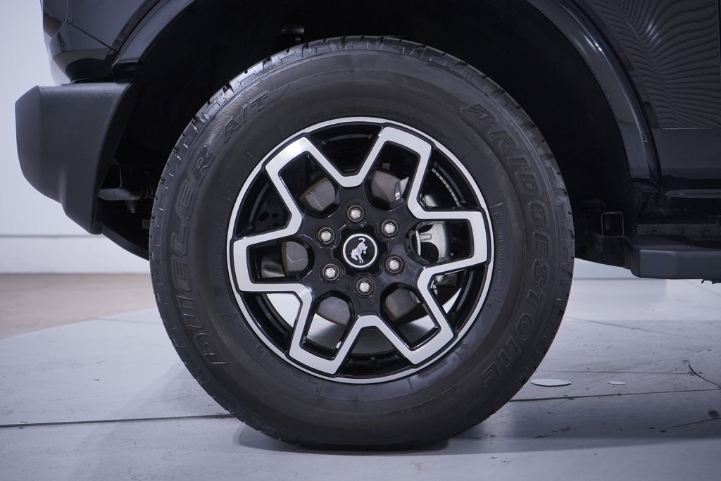 2023 Ford Bronco Base Big Bend Black Diamond Outer Banks photo 2