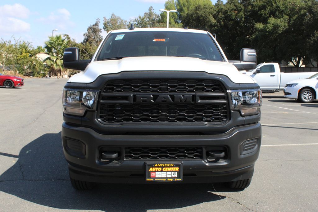 2024 Ram 2500 Tradesman photo 3