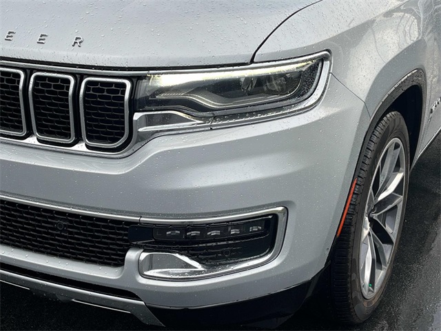 2023 Jeep Wagoneer Series III photo 8