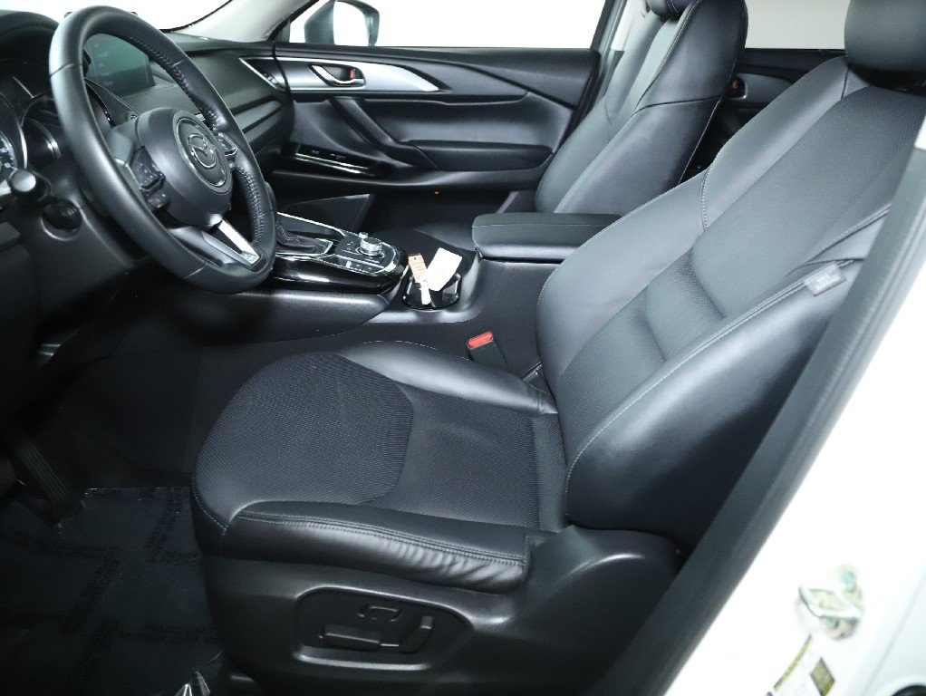2020 Mazda CX-9 Touring photo 19