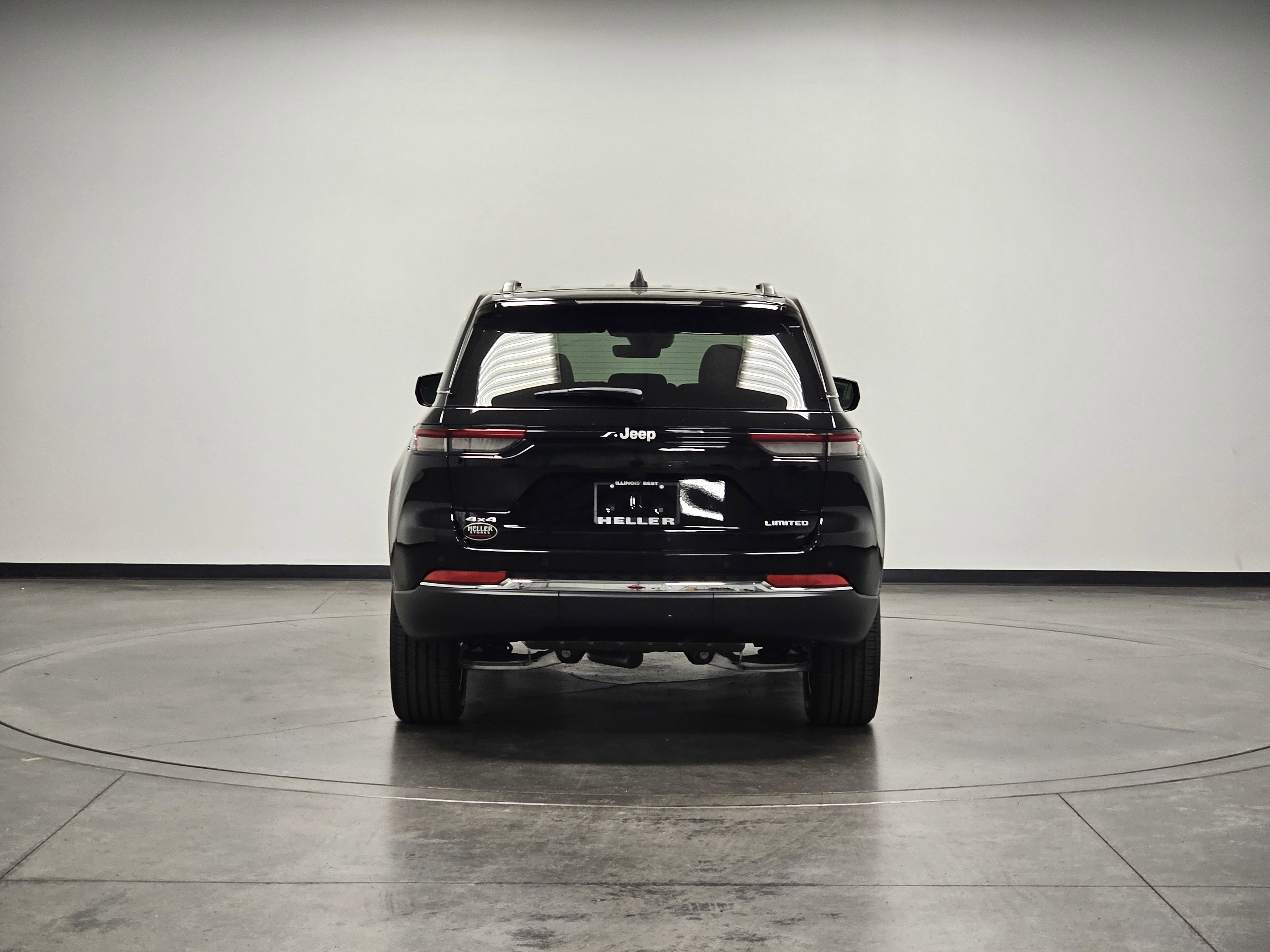 2025 Jeep Grand Cherokee Limited photo 6