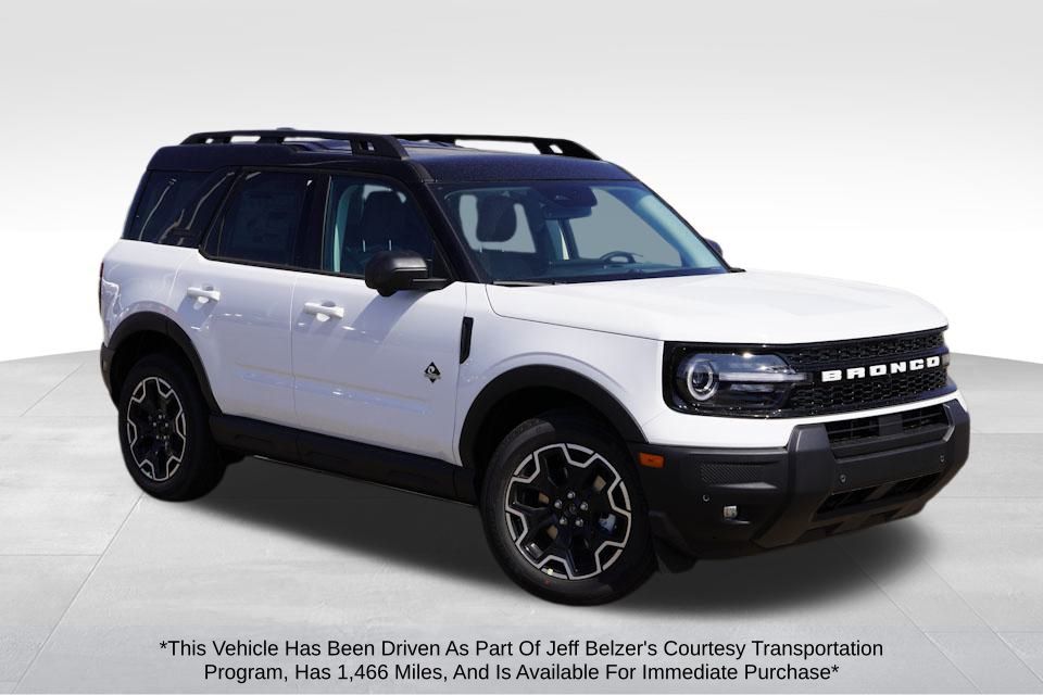 2025 Ford Bronco Sport Outer Banks's photo