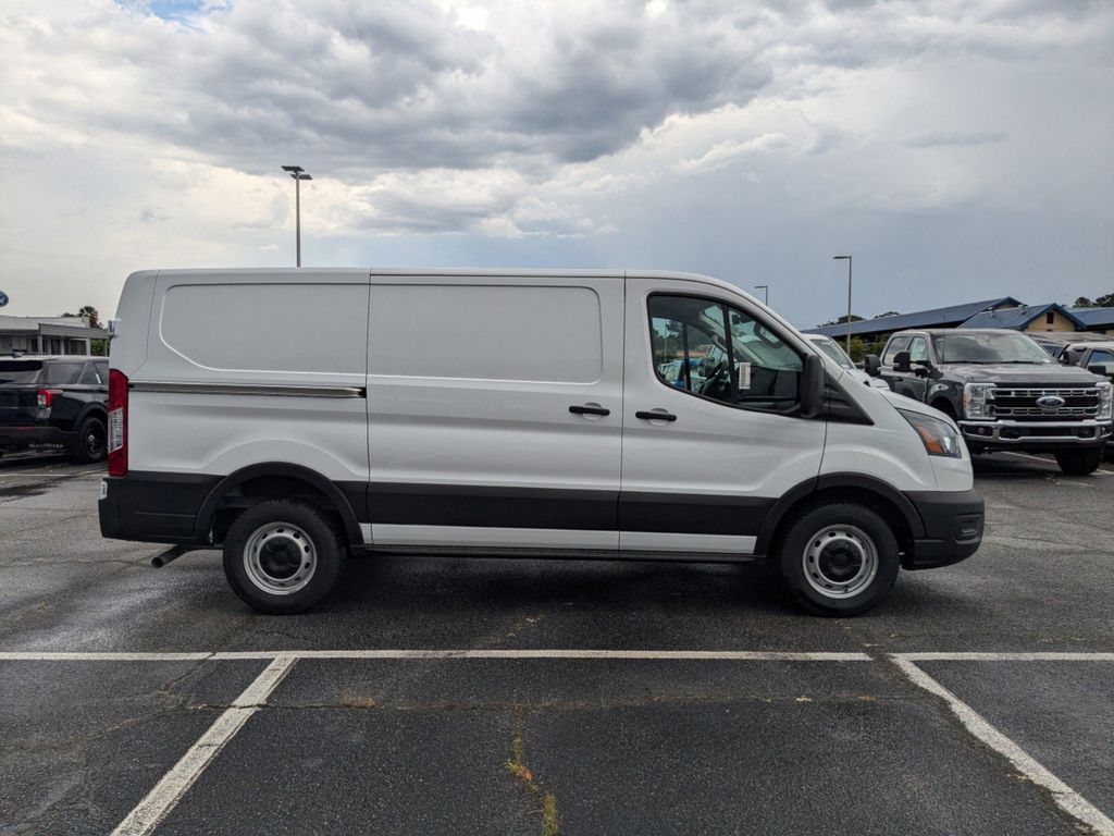 2025 Ford Transit photo 3