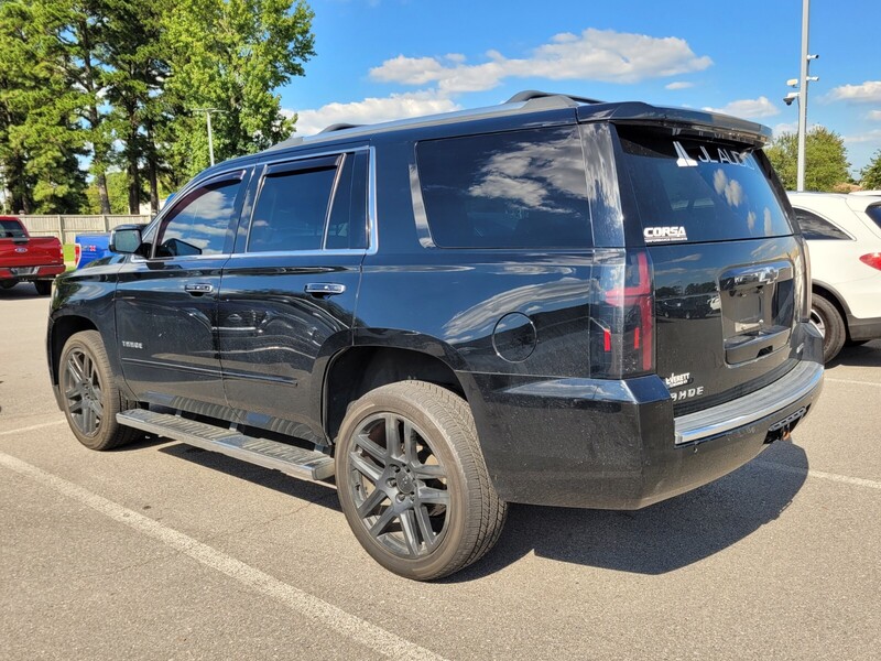 2017 Chevrolet Tahoe Premier photo 3