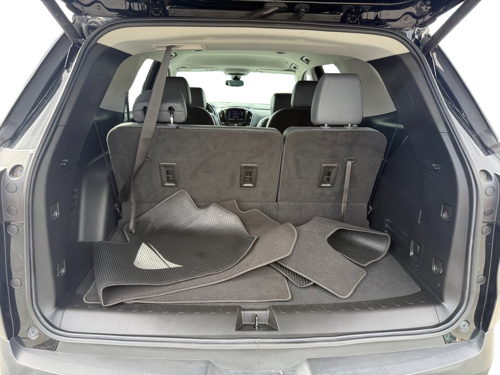 2021 Chevrolet Traverse Leather photo 16