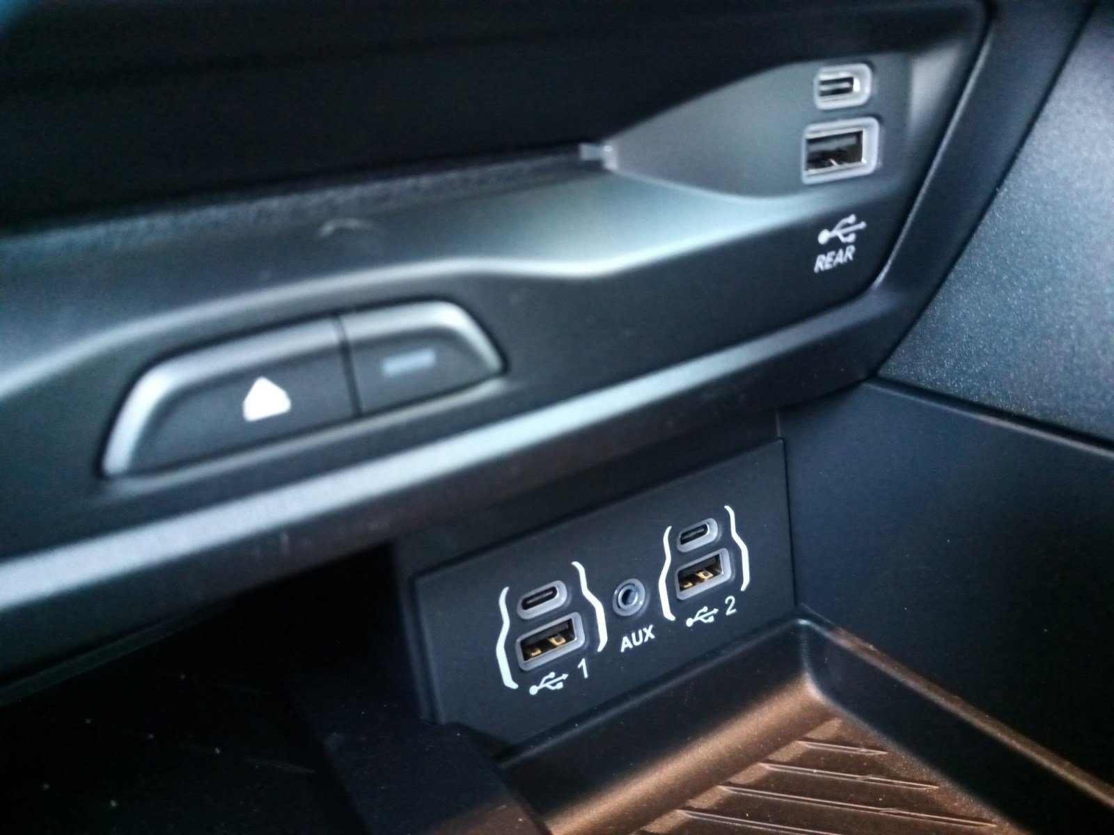 2025 Chrysler Pacifica Limited photo 19