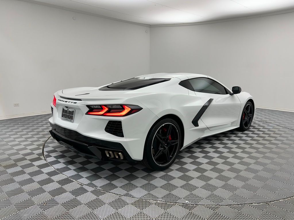 2023 Chevrolet Corvette Stingray 2LT Coupe photo 4