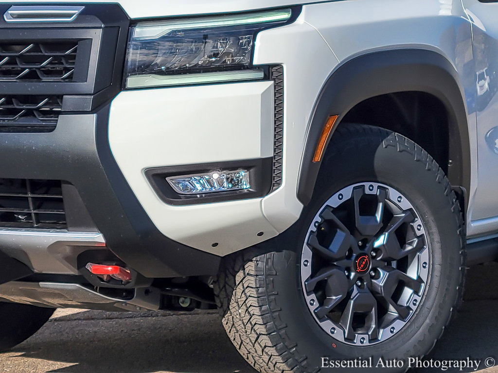 2026 Nissan Frontier PRO-4X photo 3