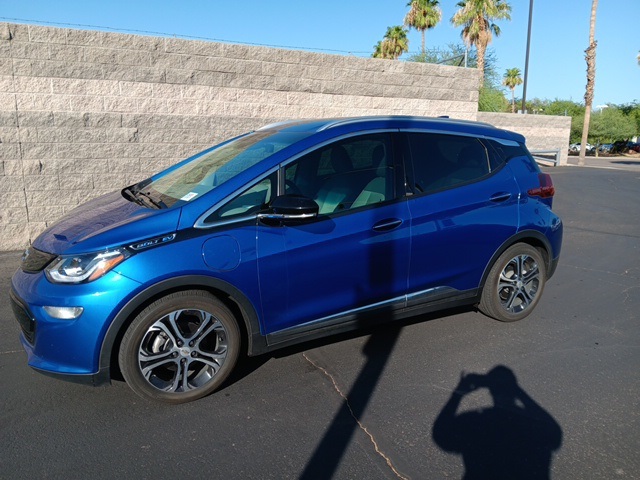 Used 2020 Chevrolet Bolt EV Premier with VIN 1G1FZ6S02L4107878 for sale in Mesa, AZ