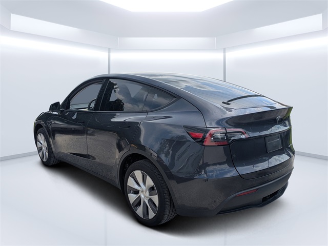 2024 Tesla Model Y Long Range photo 5