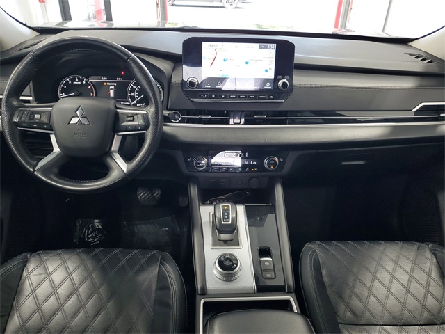 2022 Mitsubishi Outlander SEL photo 25