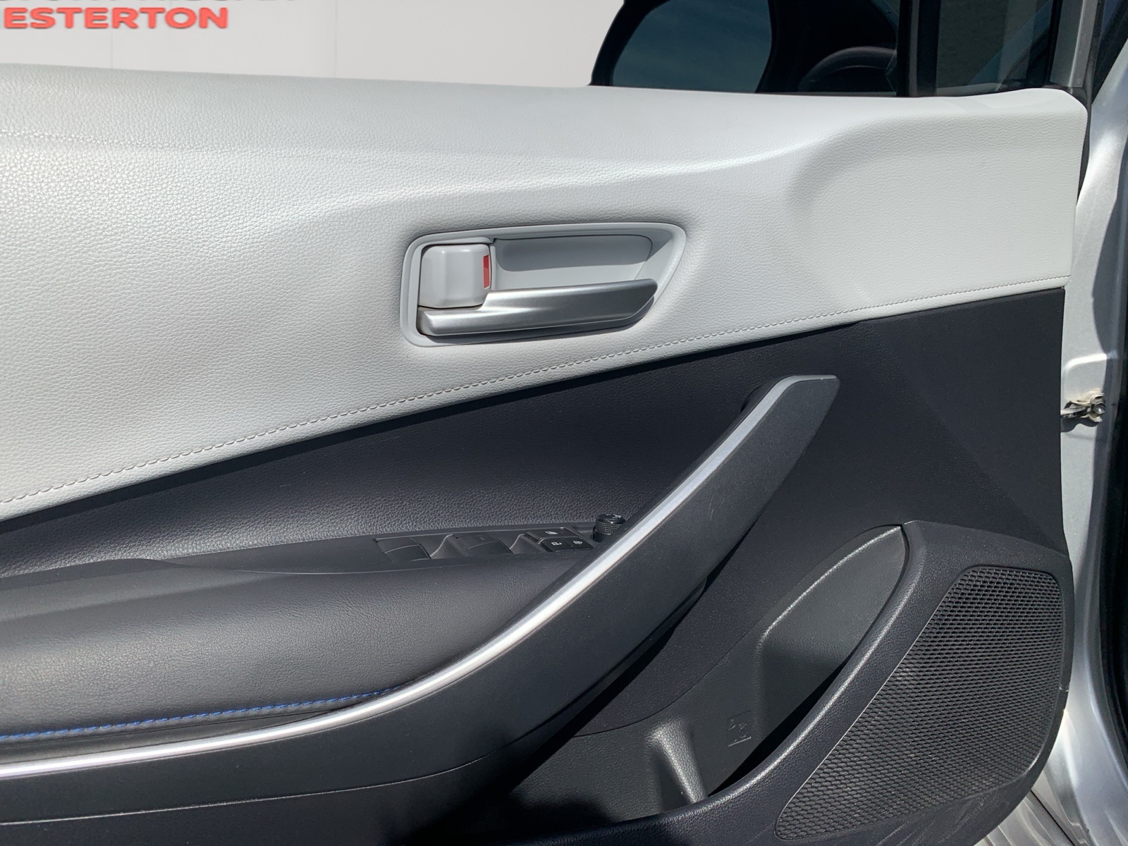 2020 Toyota Corolla SE photo 13