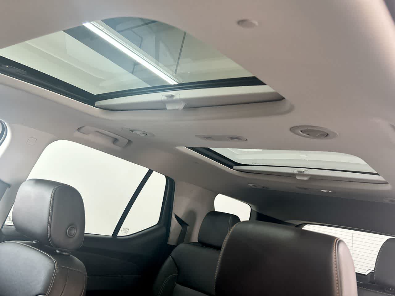 2019 Chevrolet Traverse Premier photo 37