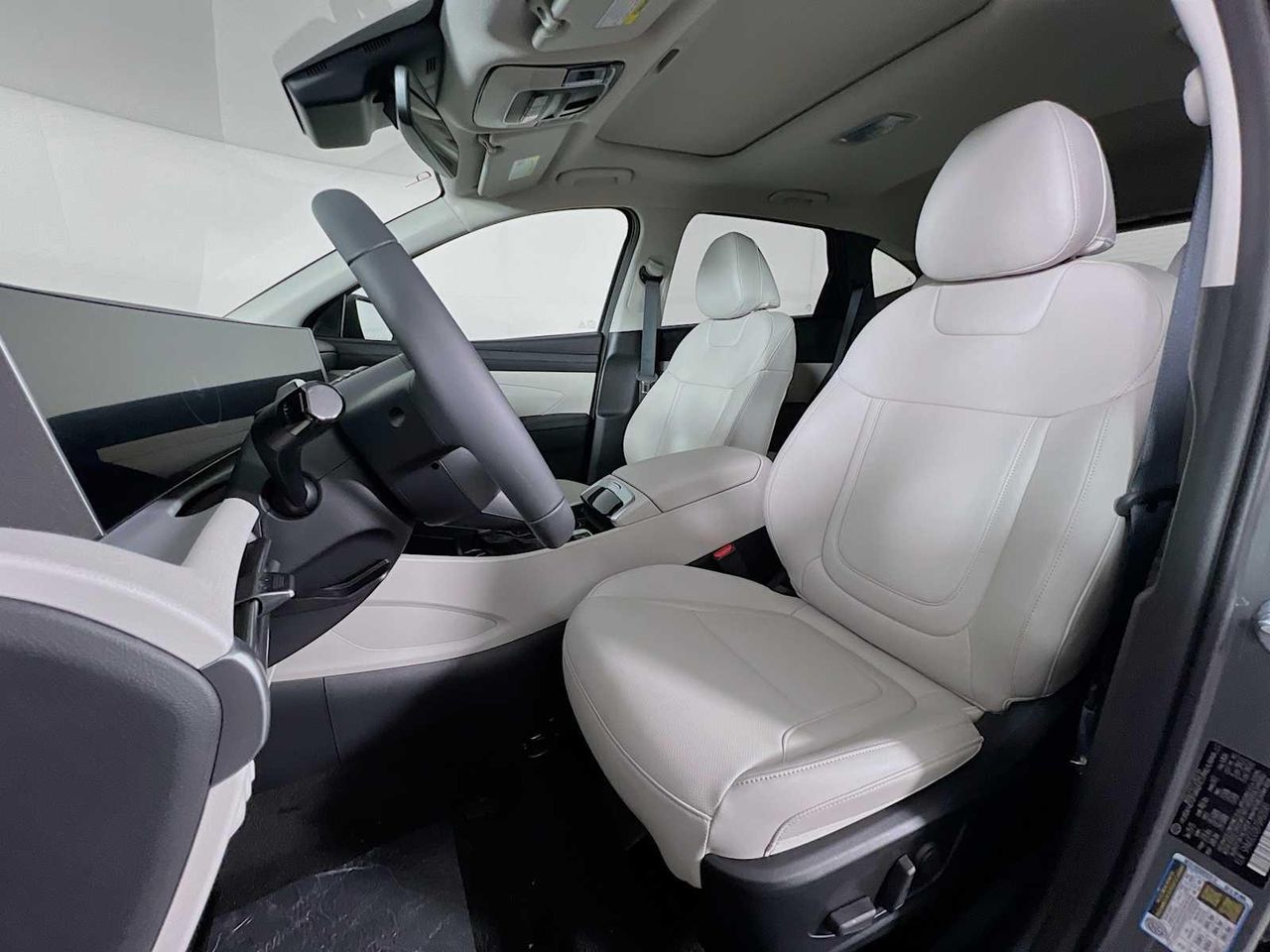 2025 Hyundai Tucson SEL Convenience photo 11
