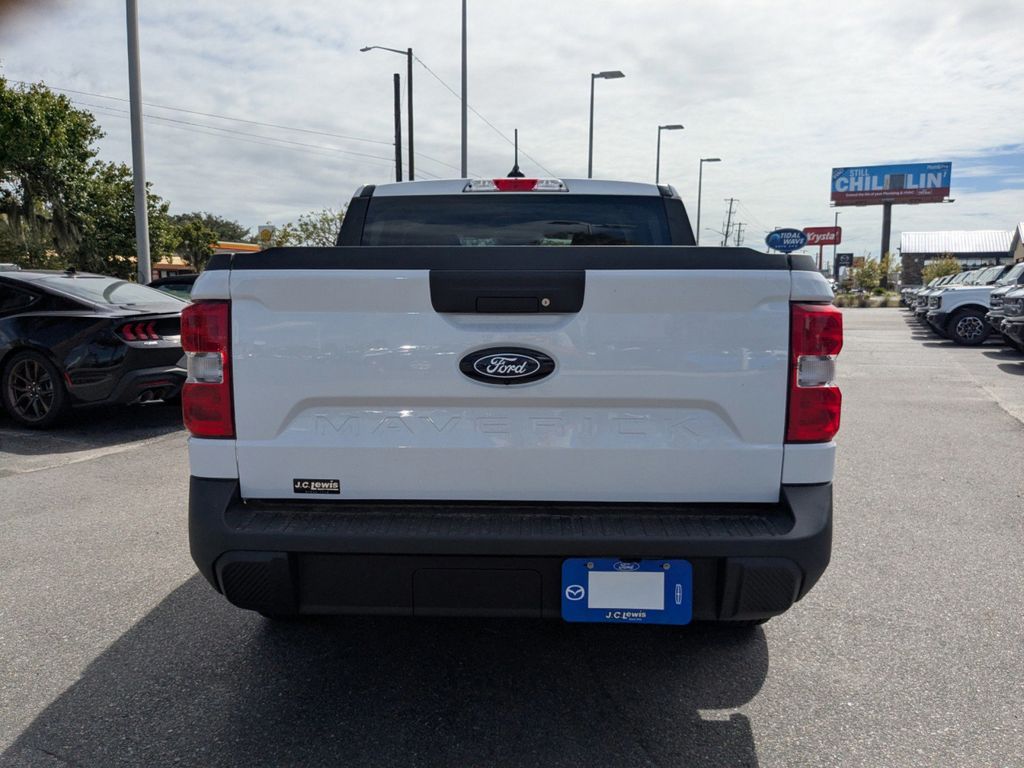 2025 Ford Maverick XL photo 3