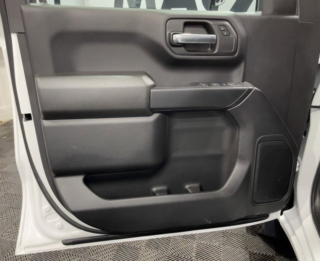 2026 Chevrolet Silverado 1500 Custom photo 6