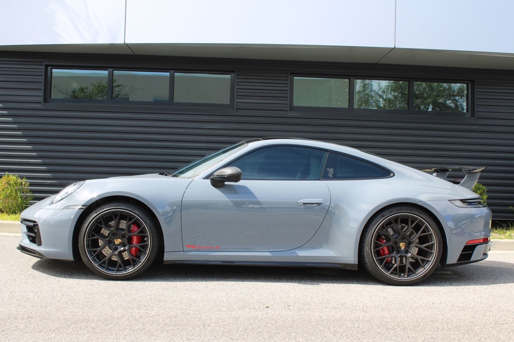 2024 Porsche 911 S Coupe photo 2
