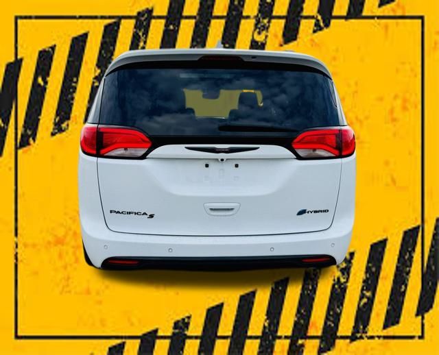 2020 Chrysler Pacifica Hybrid Limited photo 4