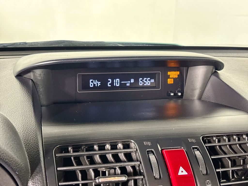 2014 Subaru Forester 2.5i photo 16