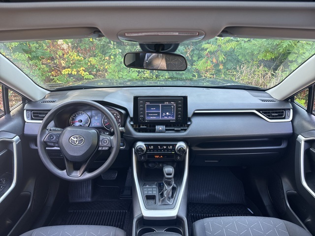 2021 Toyota RAV4 XLE photo 20