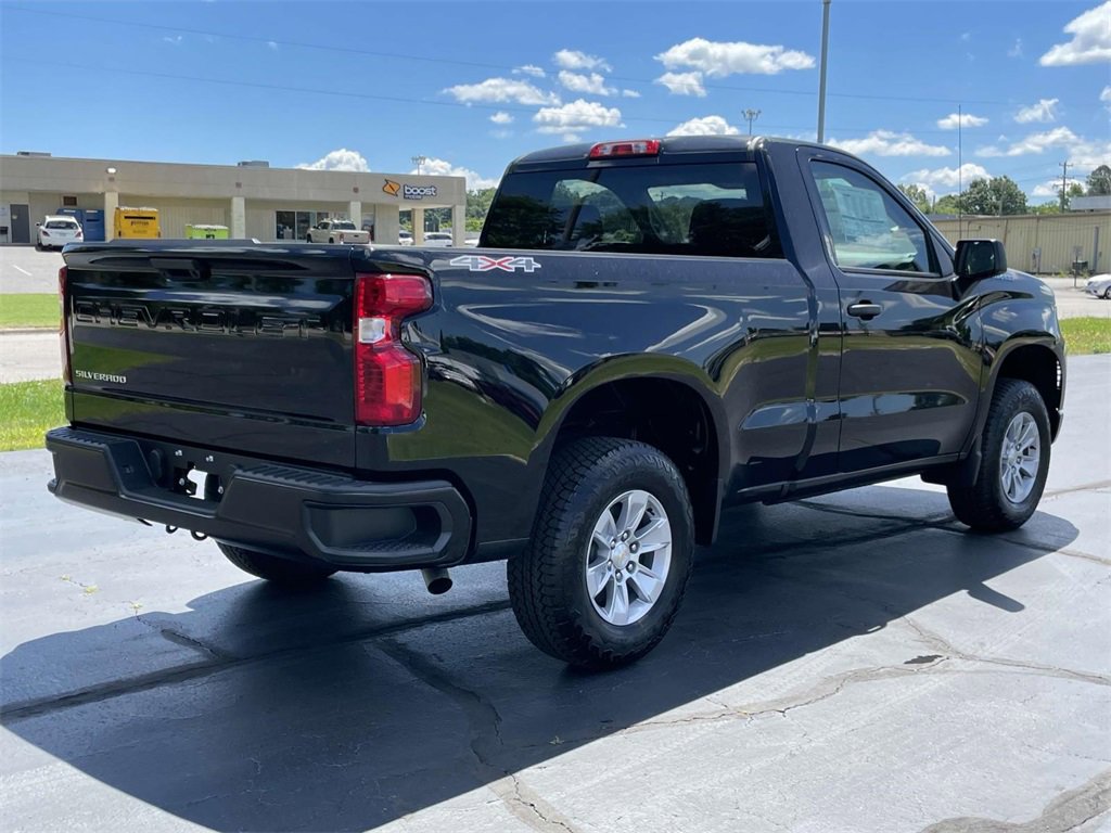 2025 Chevrolet Silverado 1500 photo 3