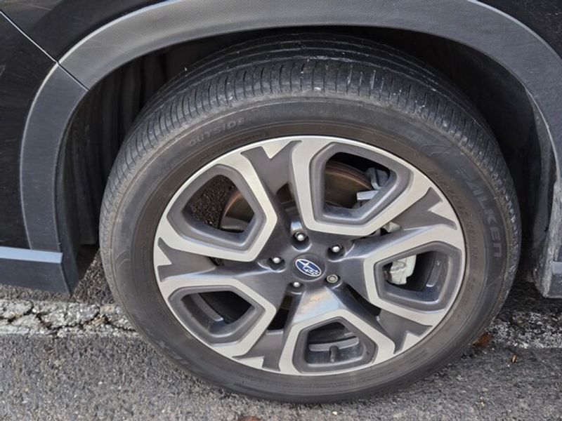 2024 Subaru Ascent Touring photo 2