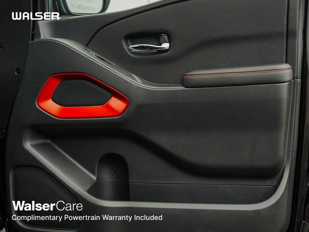 2025 Nissan Frontier PRO-4X photo 7