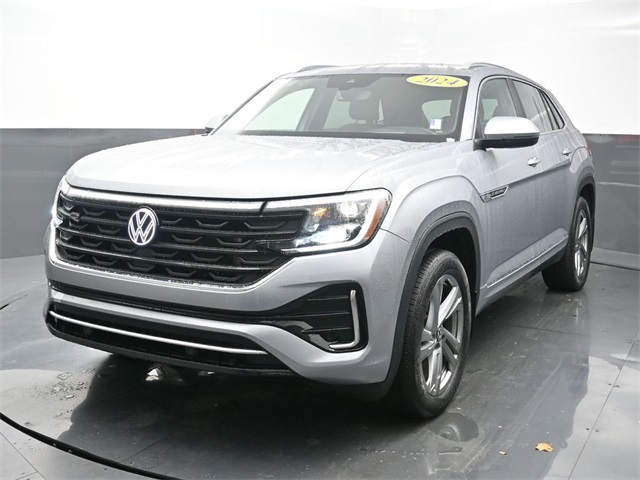2024 Volkswagen Atlas Cross Sport SEL R-LINE's photo