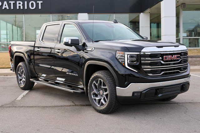 2026 GMC Sierra 1500 SLT's photo