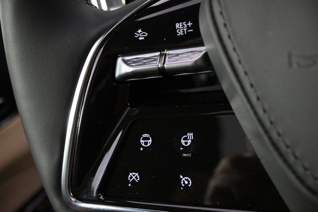 2025 Cadillac Lyriq Sport photo 20