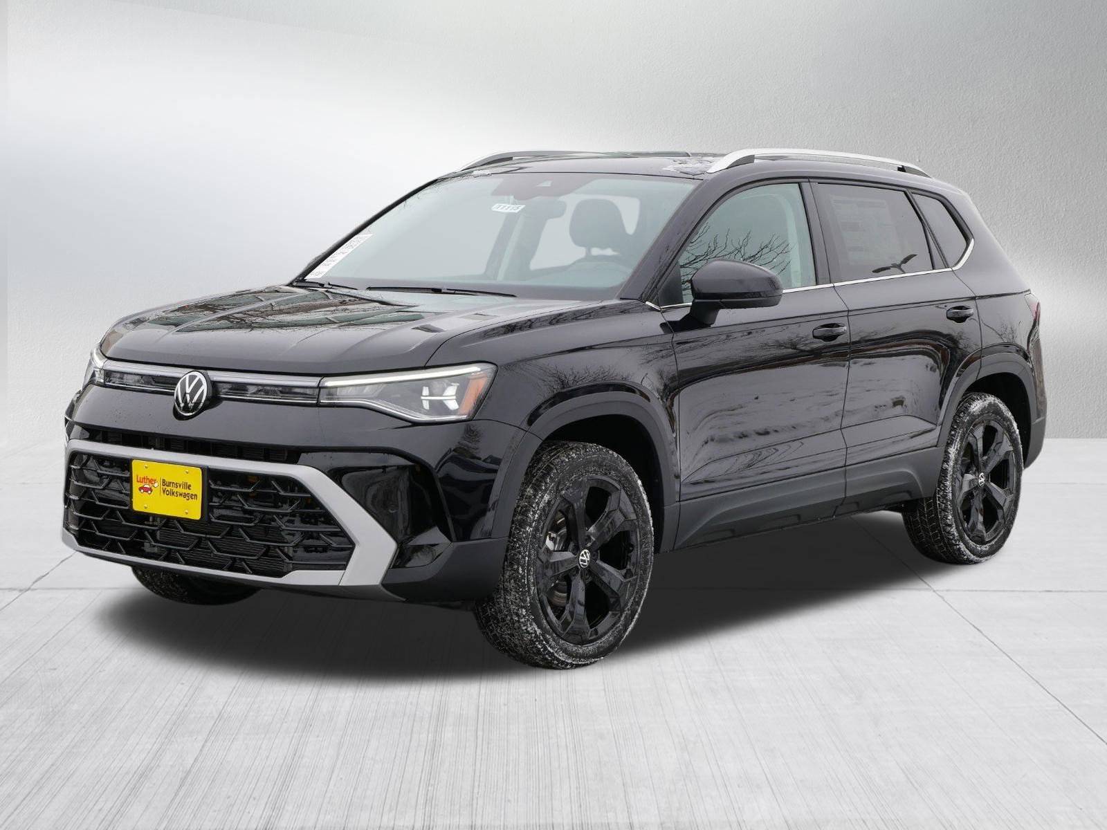 2025 Volkswagen Taos SEL photo 2