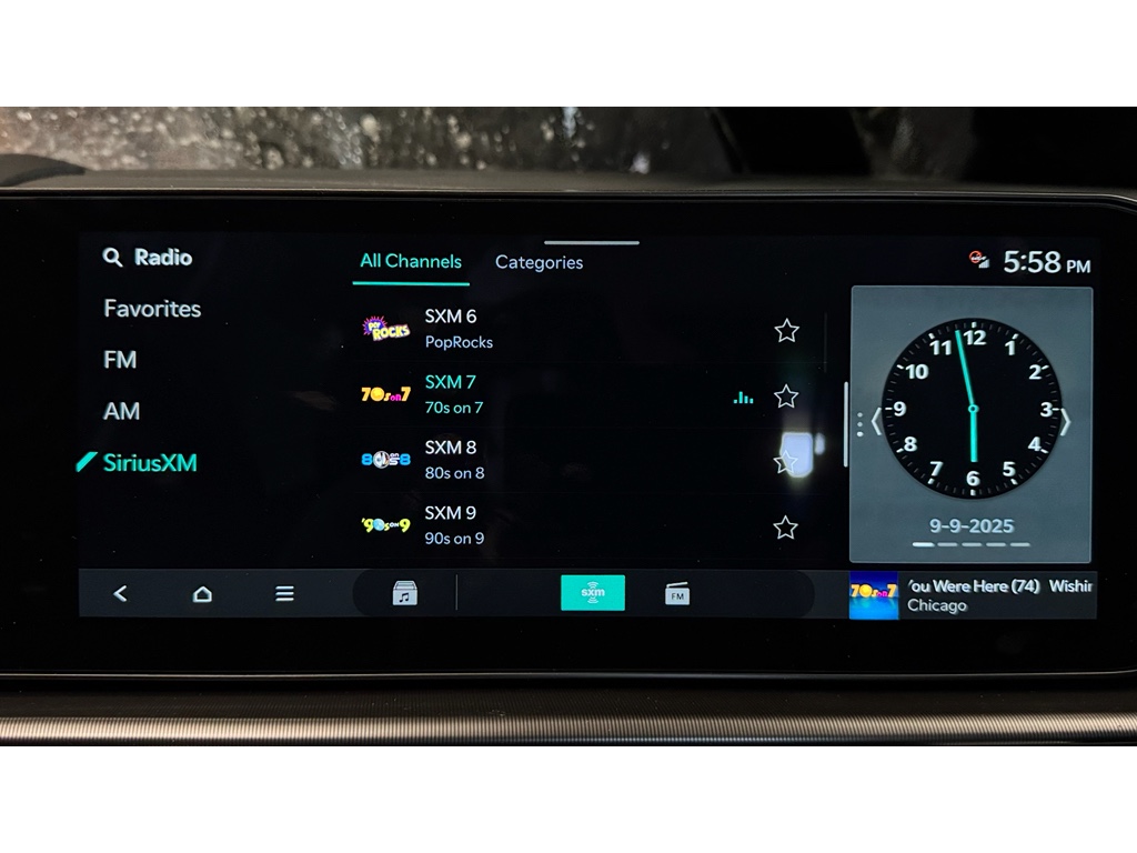 2026 Kia Sportage Hybrid EX photo 14