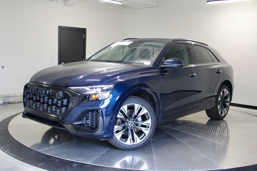 2025 Audi Q8 Premium Plus's photo