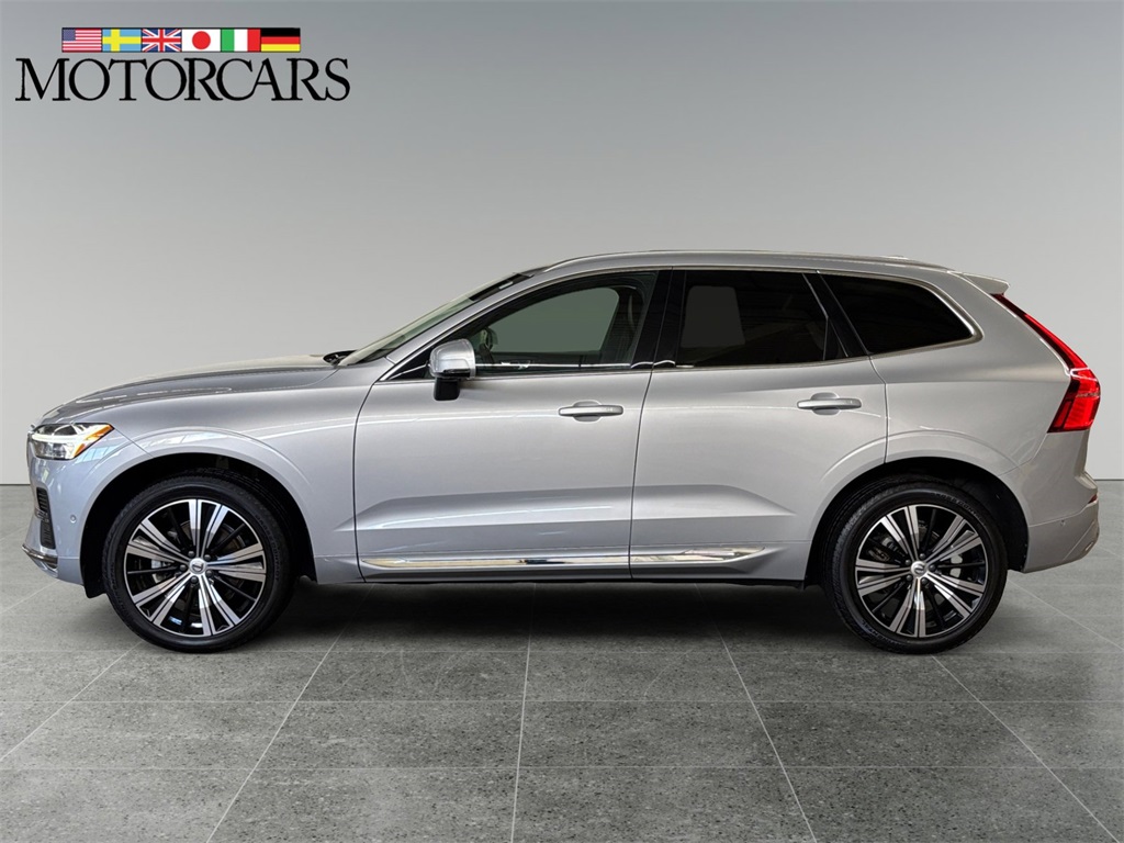 2023 Volvo XC60 B5 Plus photo 4