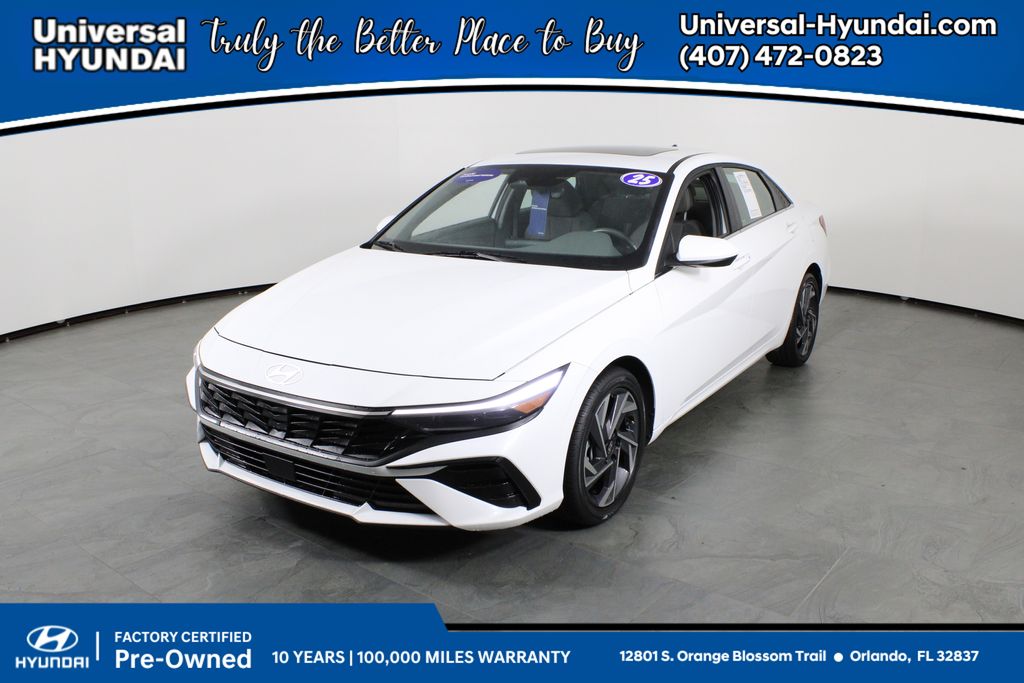 2025 Hyundai Elantra SEL's photo