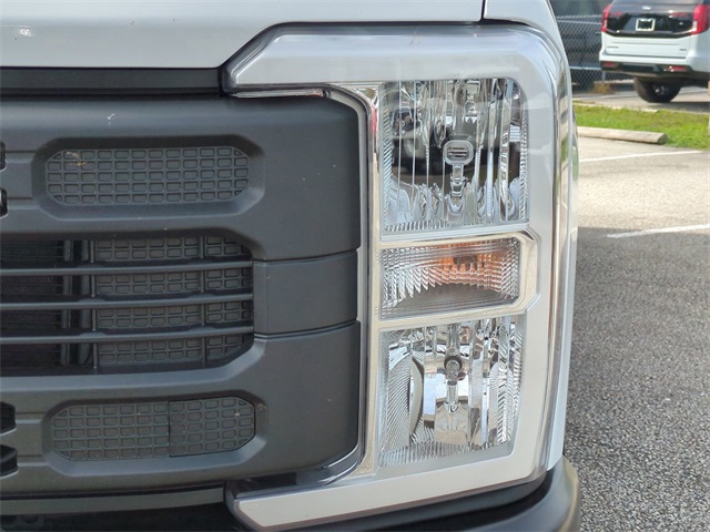 2026 Ford F-250 XL photo 9