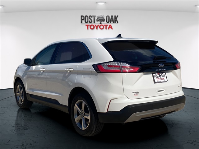 2021 Ford Edge SEL photo 5