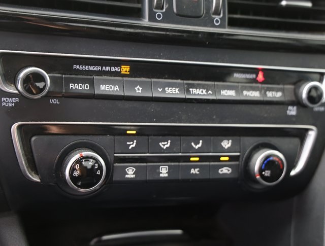 2019 Kia Optima LX photo 4